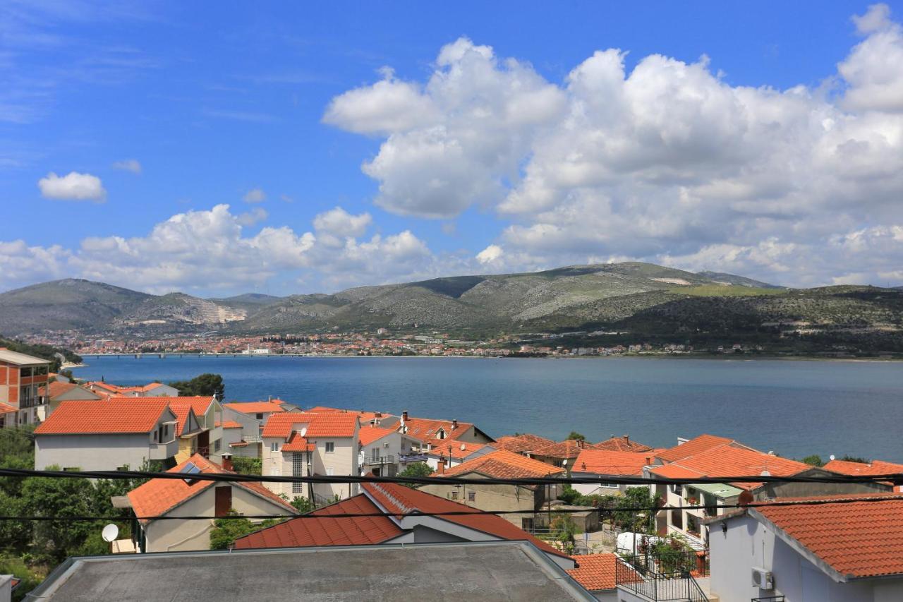 Apartments With A Parking Space Mastrinka, Ciovo - 4324 Trogir Extérieur photo